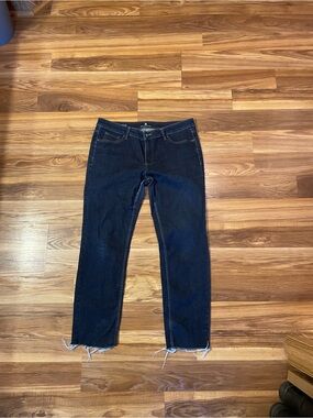 Liz Claiborne Dark Blue Ankle Jeans with Raw Hem